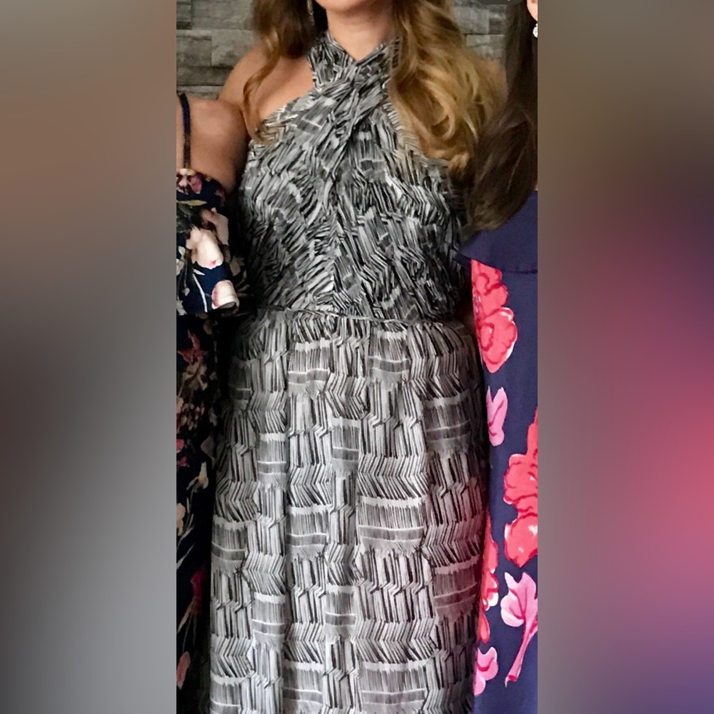 Gown With Key Hole And Open Back - image 4